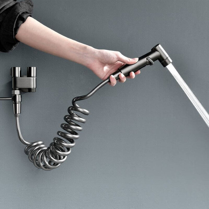 CleanSprout – Innovativ toiletsprayhane med præcis vandstyring