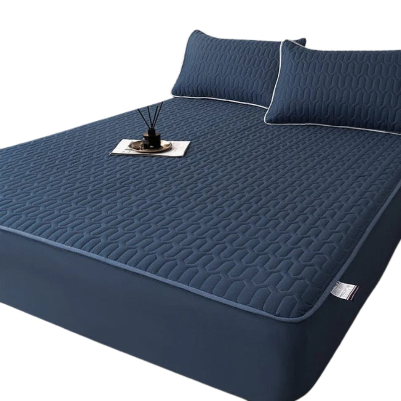 AquaSlumber – Vandtæt Madrasbeskytter med Quiltet Polstring og Elastisk Pasform