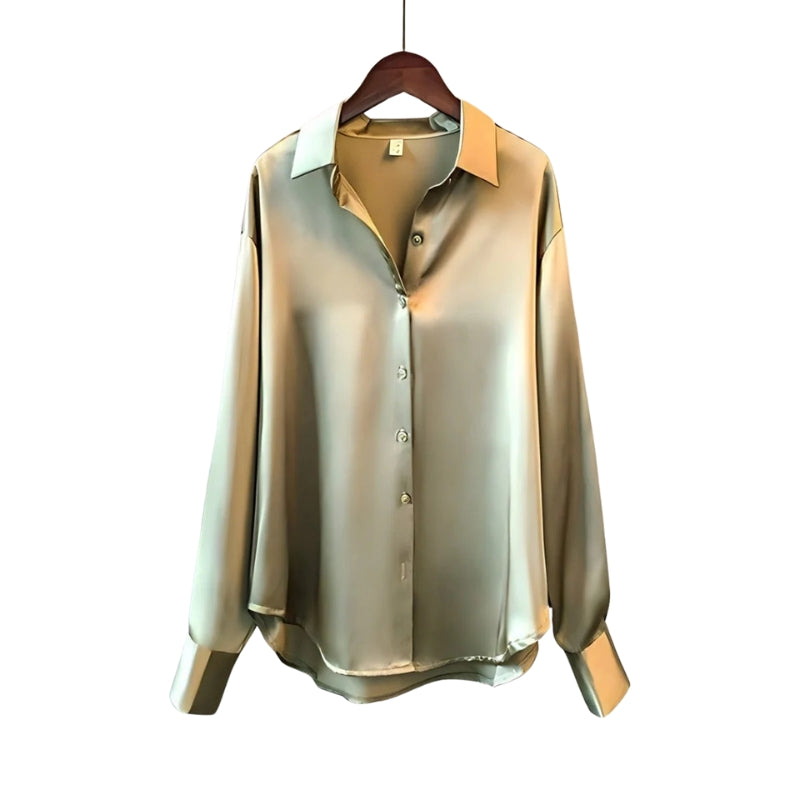 Ava – Elegant langærmet bluse med knaplukning foran