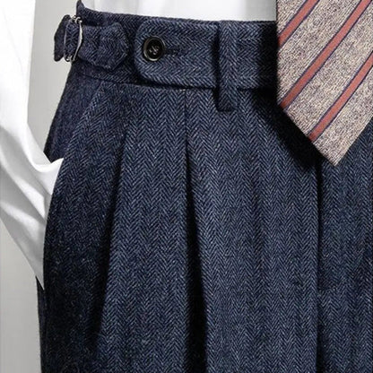 Marlen – Slanke tilspidsede bukser med høj talje og minimal bæltedetalje til daglig brug