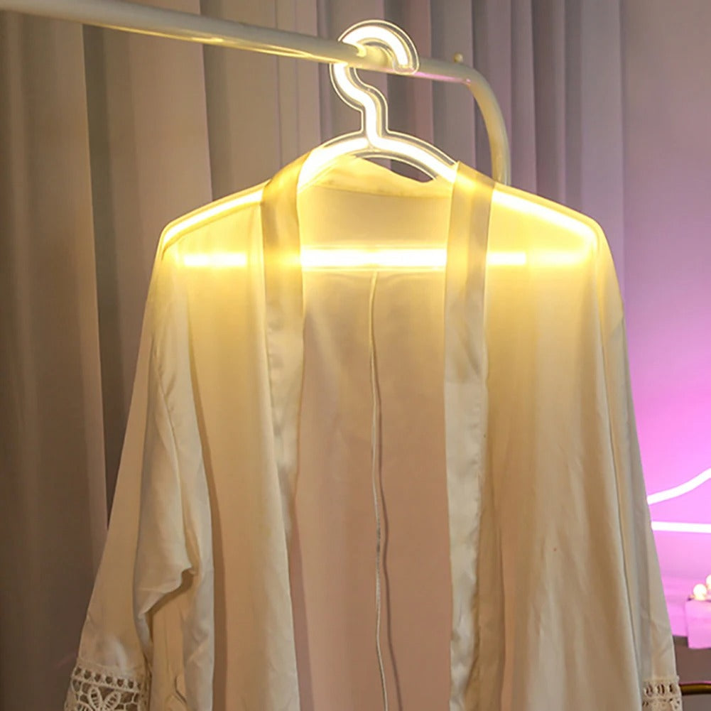 LumaHook – Slanke bøjler med bevægelsessensor, indbygget lys og genopladeligt design