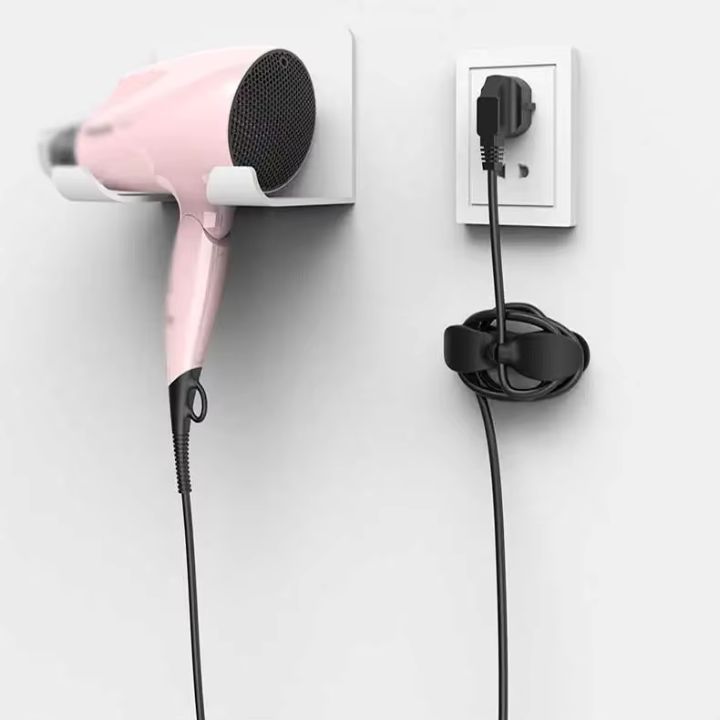 CableCradle – Multi-Slot Kompakt kabelholder med klæbende base til pæn ledningsarrangement