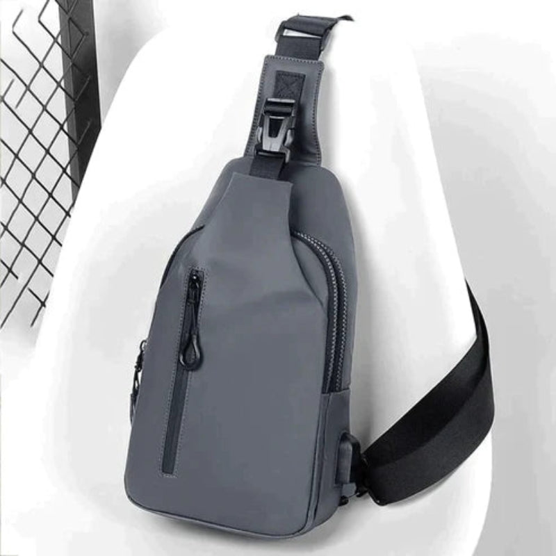 CarryEase – Vandtæt Crossbody-Taske med USB-Port og Flere Rum